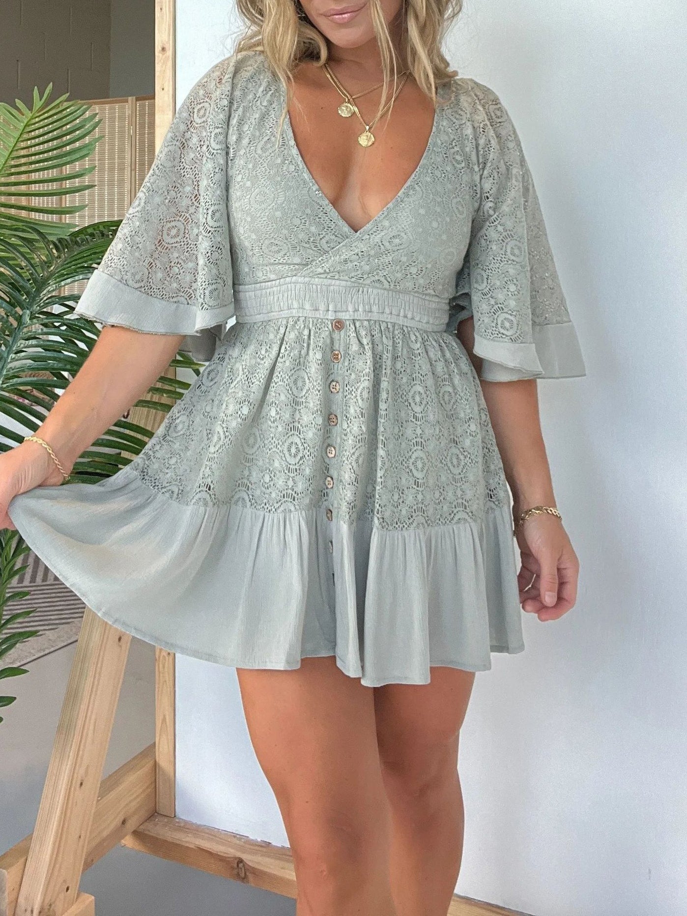 V Neck Lace Patchwork Bat Sleeve Mini Dress