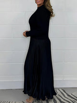 Crew Neck Pleated Long Sleeve Maxi Dress