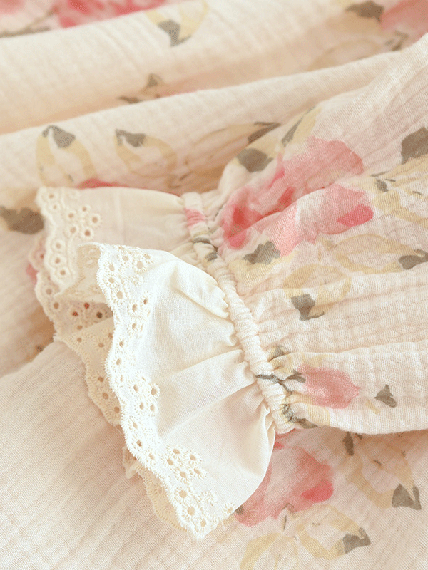 Floral Print Lace-trimmed Collar Pajama Set