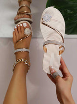 Sandalias planas con decoración de diamantes de imitación