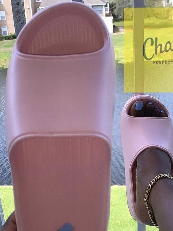 Chanclas informales de suela blanda